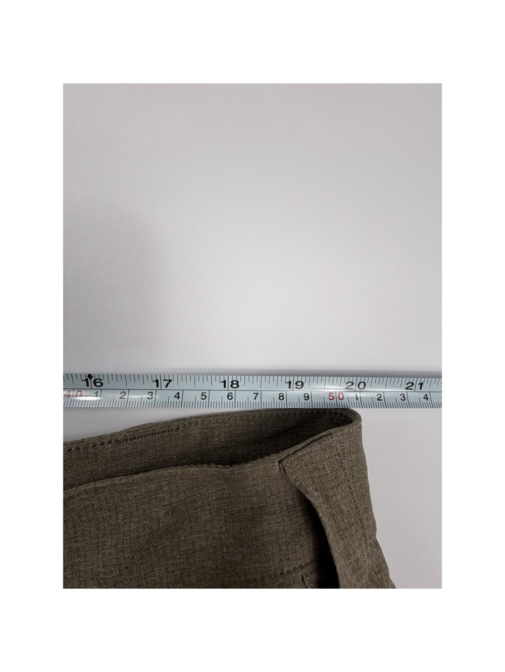 Duluth Trading Co Pants Mens 40 Khaki Tan Travel Work Performance Breezeshooter - Picture 6 of 9
